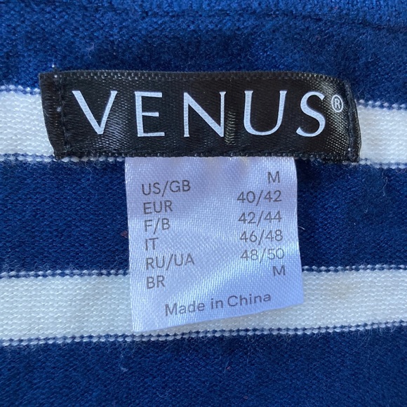 VENUS light sweater material top size M navy vneck - Picture 3 of 6